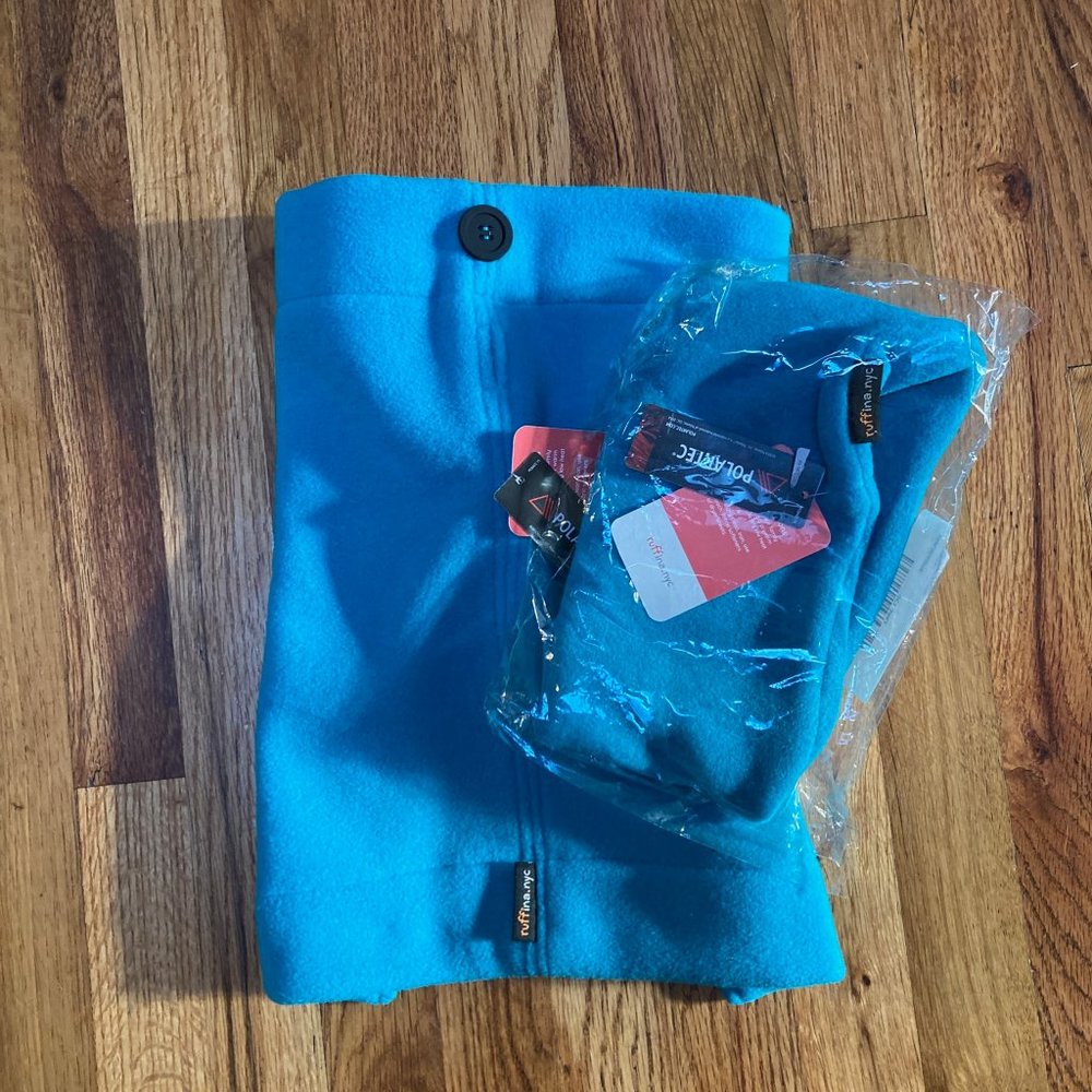 Dog Polartec Fleece Coat with Neck Accessory NWT Boy Large